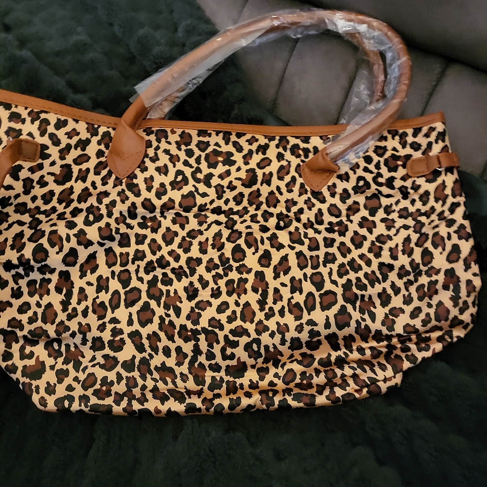 Large cheeta bag